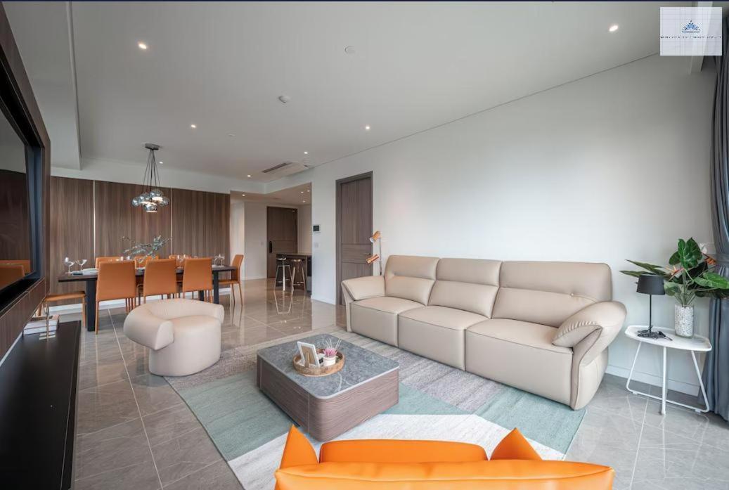 Metropole Deluxe Apartment View City Ho Chi Minh City